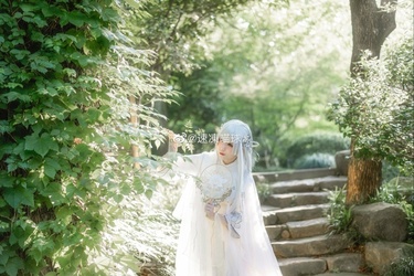 向全世界安利我的新女儿！[兔子][兔子] @镇魔曲手游 听说你们家NPC都能撩了，给我圣心安排一个？[好喜欢]　作者：@速凍喵球