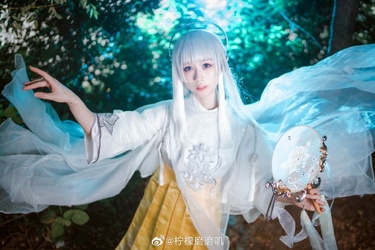 Cj3天肥来啦[羞嗒嗒]来现场跟小圣心一起试玩了游戏的小朋友快举个手[求关注]　作者：@柠檬磨磨叽